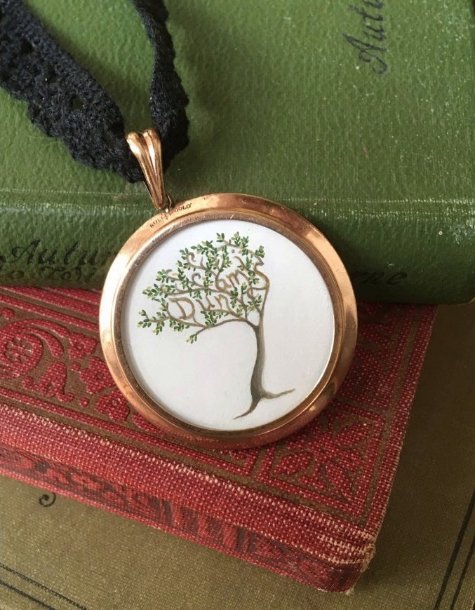 Dunamis. A tree that spells its name, in an Edwardian locket